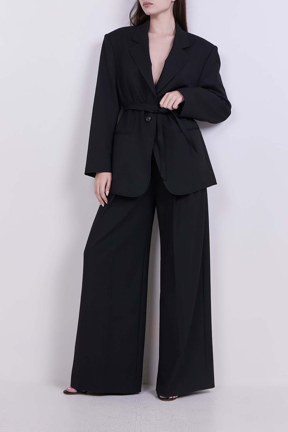 מכנסיים מחוייטים